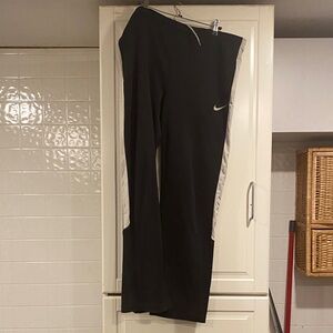 Nike Black Pants with White Trim size XL 12:11